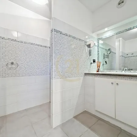 Vue - T2 Sur Les Hauteurs De L'ile-rousse Л'Иль-Рус